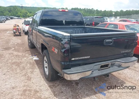 1999 Chevrolet Silverado 1500 Ls z USA, uszkodzony, nr VIN 2GCEK19T6X1205338